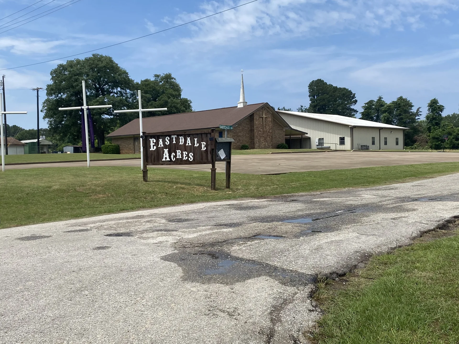 The Eastdale Acres community sign at the neighborhood park entrance